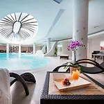 Western Premier Fabiano Palace ريندي