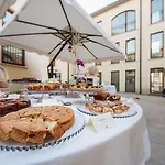 Western Premier Fabiano Palace ريندي