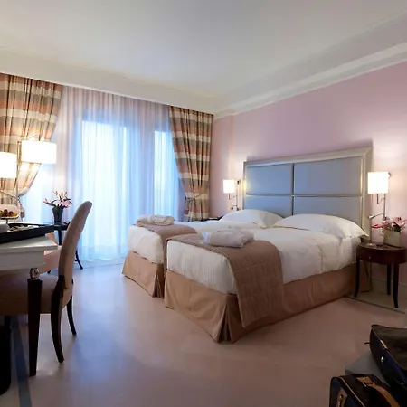 Western Premier Fabiano Palace ホテル