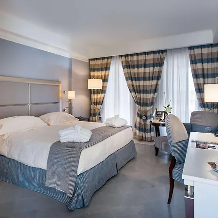Western Premier Fabiano Palace ホテル