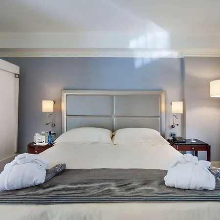 Western Premier Fabiano Palace 4* レンデ