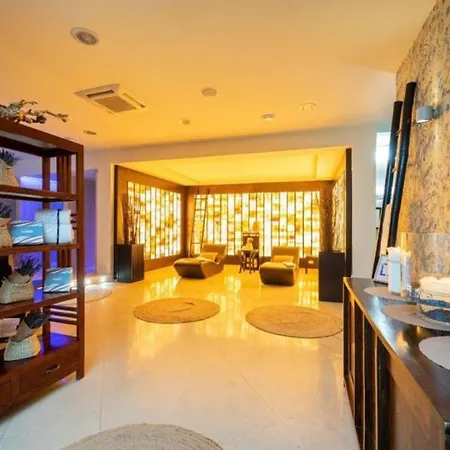 Western Premier Fabiano Palace فندق 4*