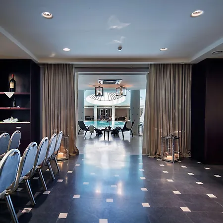Western Premier Fabiano Palace Hotel 4*