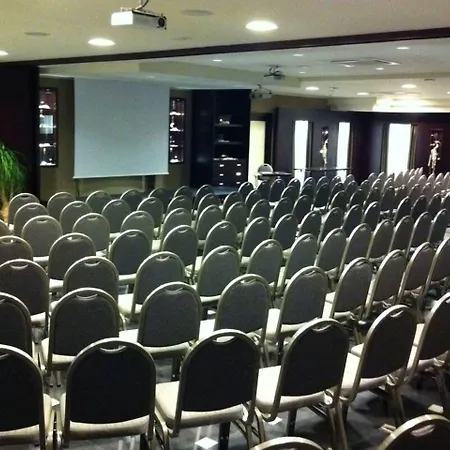 Western Premier Fabiano Palace فندق ريندي