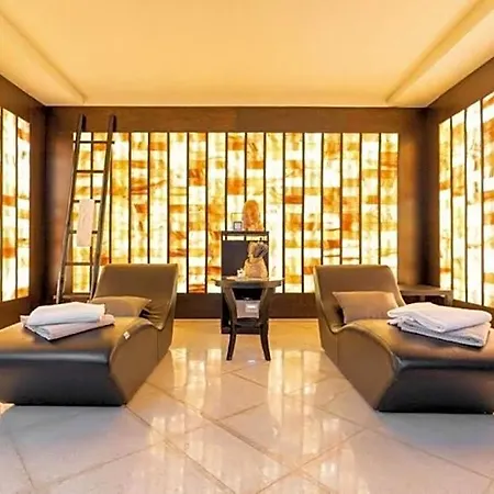 Western Premier Fabiano Palace 4* Rende