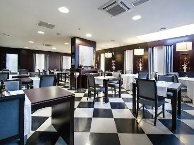 Western Premier Fabiano Palace מלון 4*