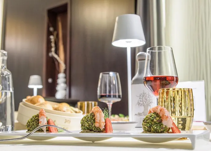 Western Premier Fabiano Palace רנדה