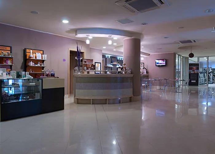 מלון Western Premier Fabiano Palace 4*