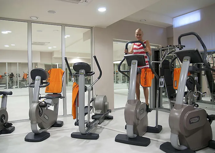 Western Premier Fabiano Palace מלון 4*