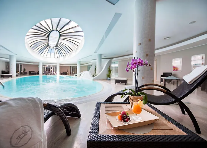 Western Premier Fabiano Palace רנדה